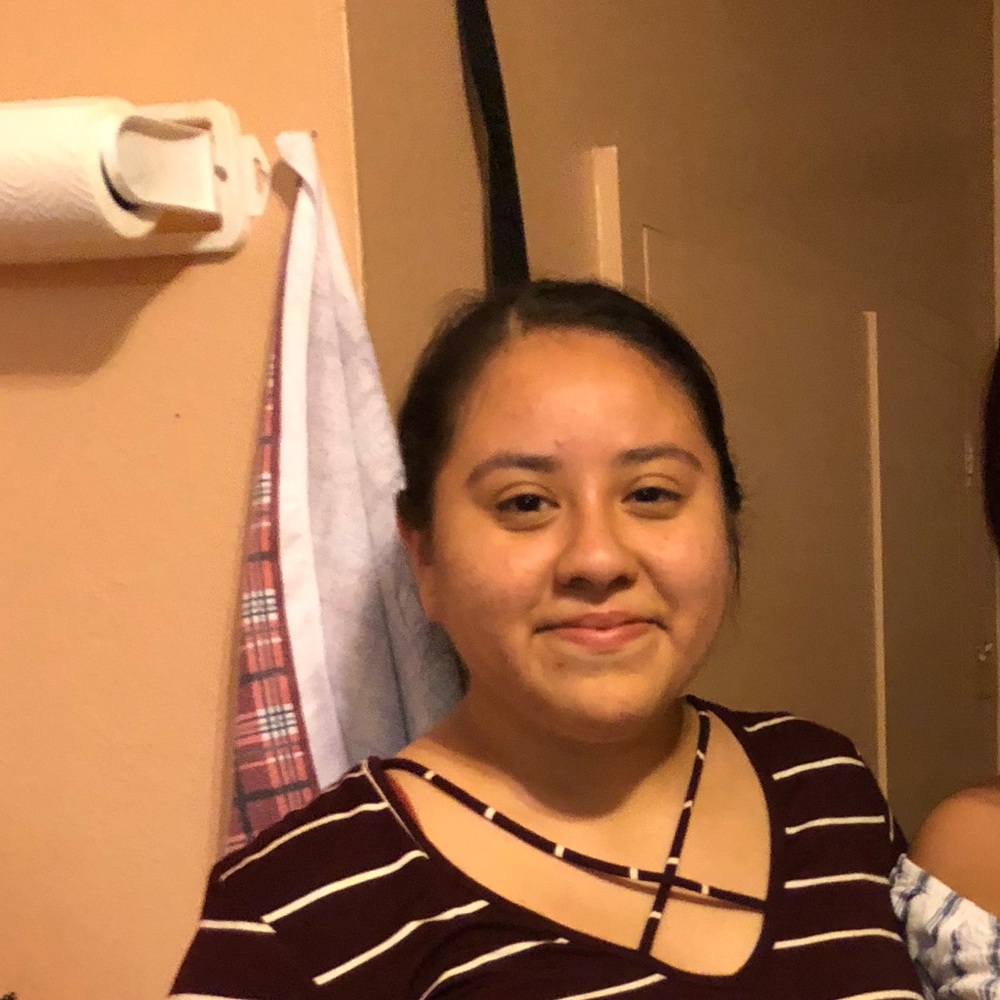 Meet your Posher, Julia